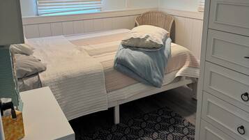 2 slaapkamers, een strijkplank/strijkijzer, wifi, beddengoed