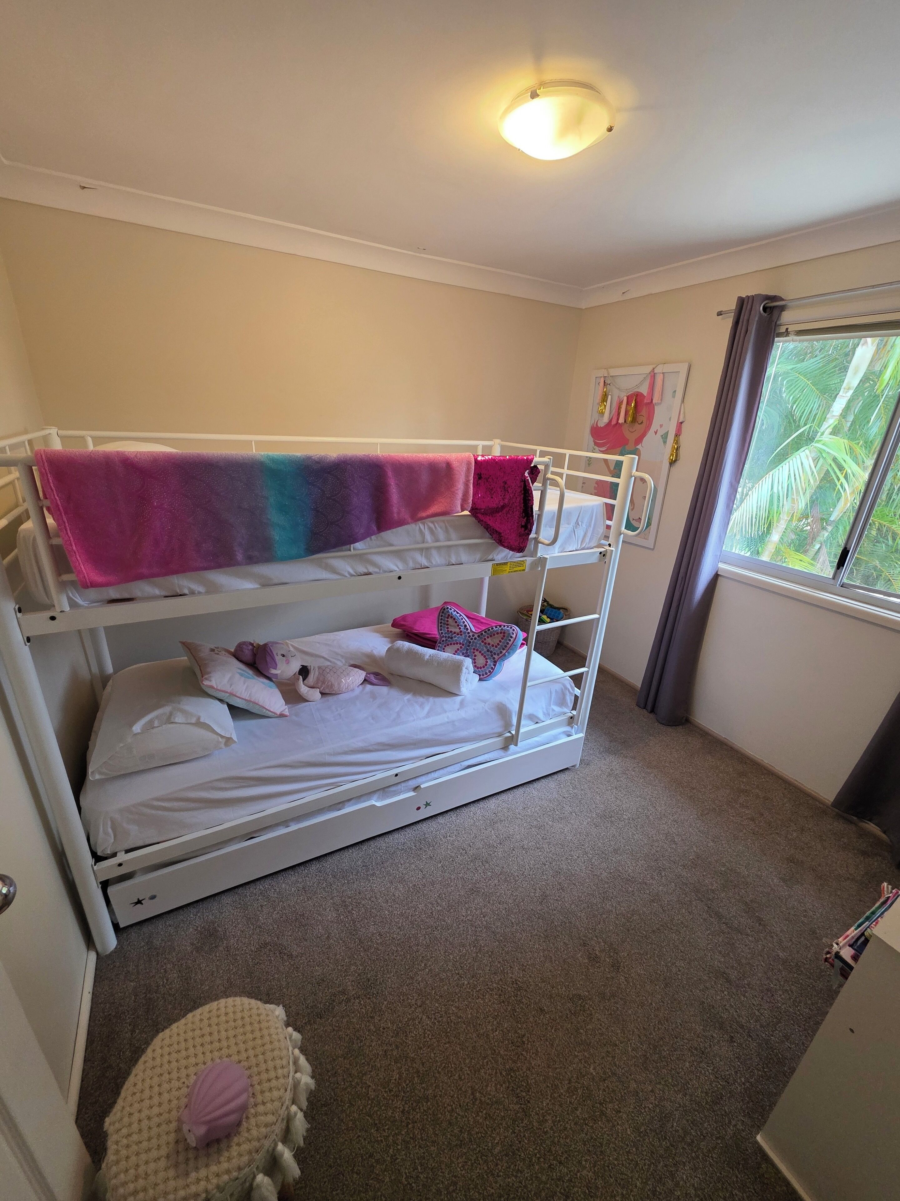 5 bedrooms, iron/ironing board, travel cot, free WiFi