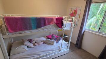 5 bedrooms, iron/ironing board, travel cot, free WiFi