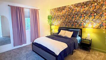 2 quartos, acesso à internet, roupa de cama