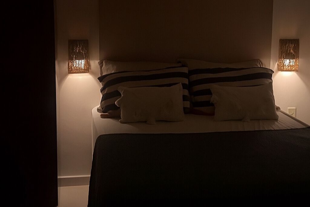 2 quartos, ferros/tábuas de passar roupa, Wi-Fi de cortesia