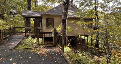 Modern Ski-In/Ski-Out Retreat – 3BR/2BA, Step-Free Entry