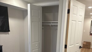 Unclassified image, 5 of 10, button - Peaceful retreat in west Baltimore (Baltimore)