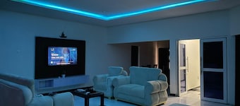 Newly renovated almost heaven 2 bdrm; large living room with view of courtyard.