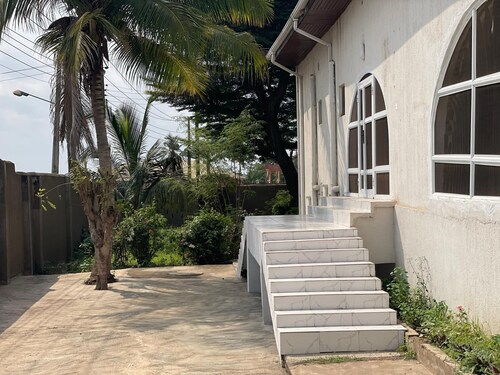 Newly renovated almost heaven 2 bdrm; large living room with view of courtyard.