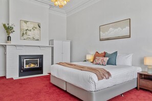 Room - Regal on George charming central Launceston (Launceston)