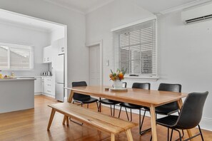 Dining - Regal on George charming central Launceston (Launceston)