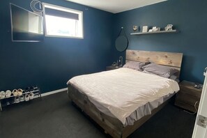 4 Schlafzimmer, Bügeleisen/Bügelbrett, WLAN, Bettwäsche