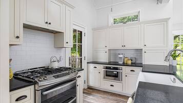 Microwave, stovetop, dishwasher