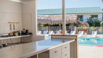 Refrigerador y microondas