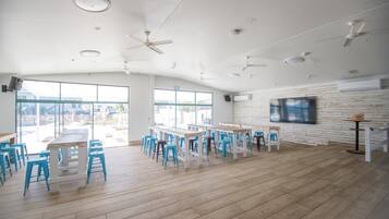 Bar (en la propiedad)