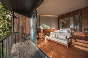 Suite Premium, balcón, vistas al jardín | Caja fuerte, sistema de insonorización, wifi gratis