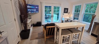 The Perch in the Purchase -- Cozy, unique, and private