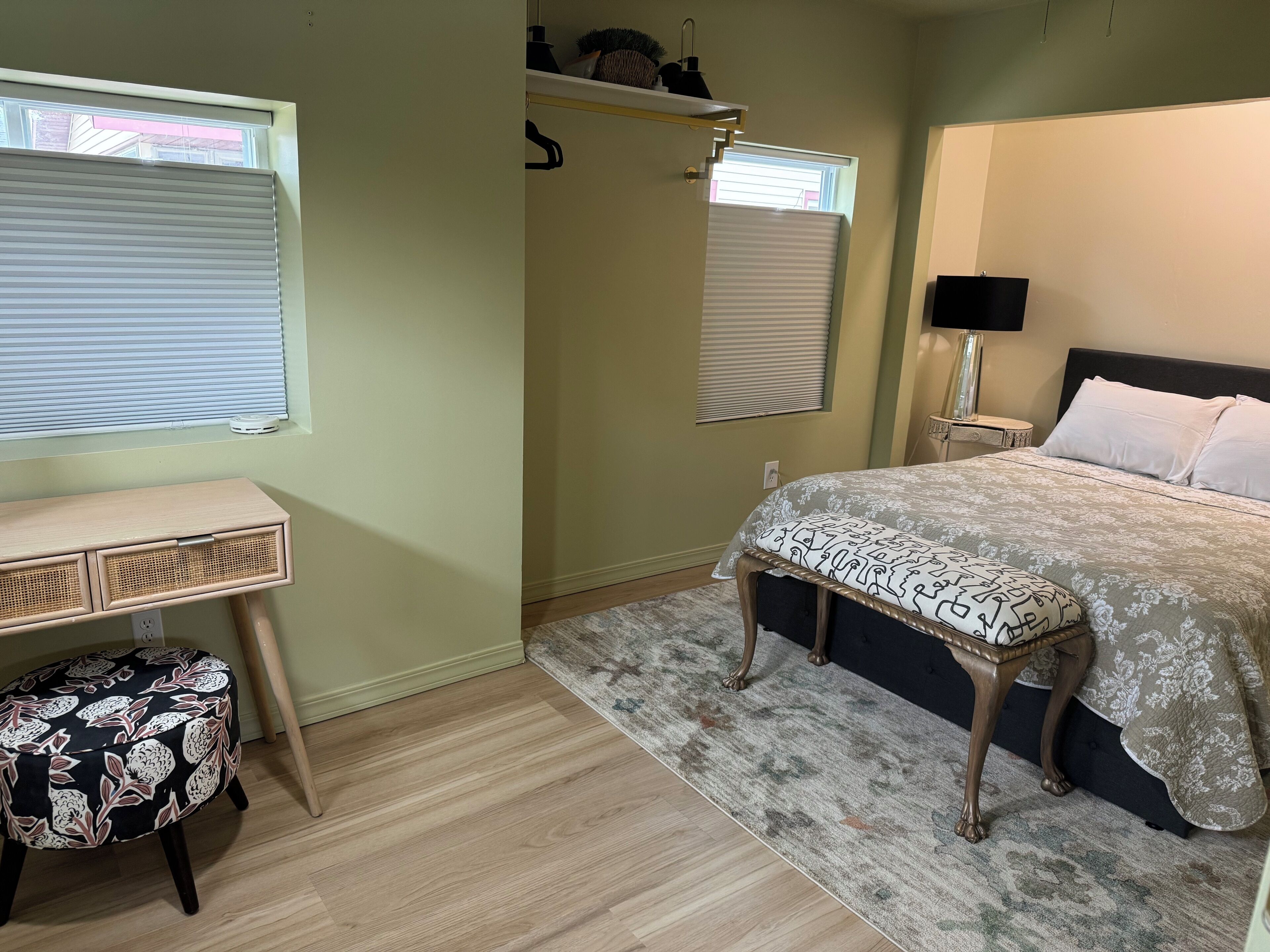 2 bedrooms, desk, iron/ironing board, free WiFi