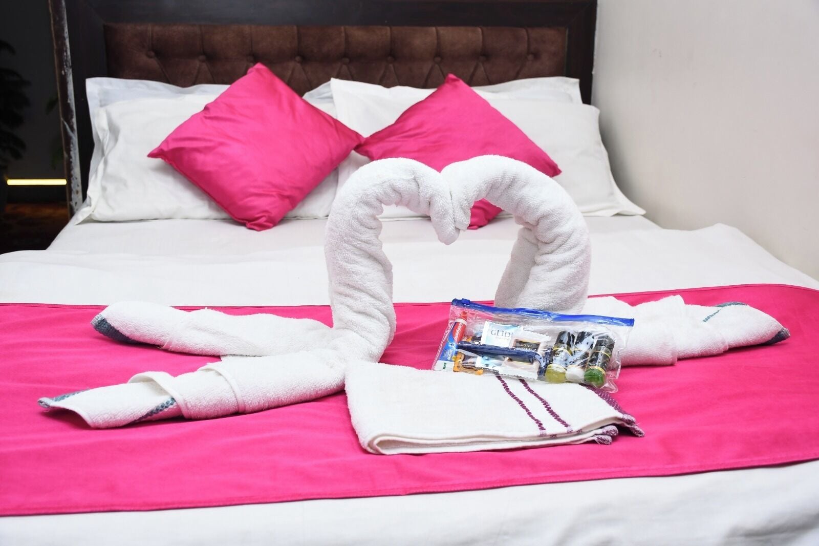 Deluxe Room | Desk, free WiFi