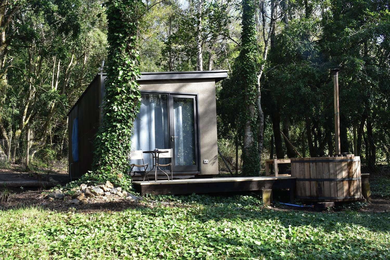 Cabane Supérieure, vue jardin | Fer et planche à repasser, Wi-Fi gratuit