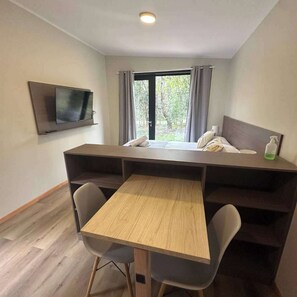 Superior Cabin, Garden View | Living area - Ketrawe Lodge (Pucon)