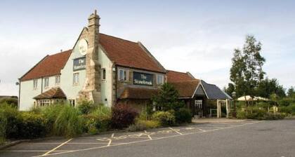 Premier Inn Newcastle (Holystone)