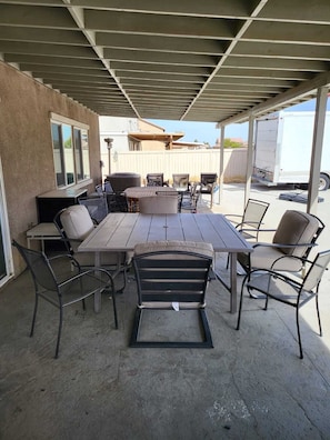 Outdoor dining