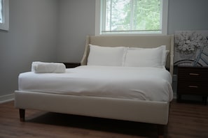 WiFi, bed sheets