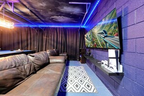 Smart TV, video games