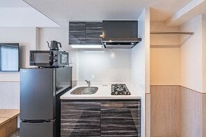 Quadruple Room, 2 Double Beds, Non Smoking | Private kitchen