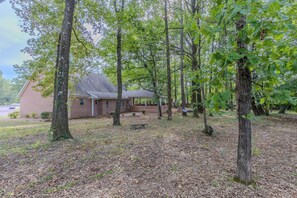 Exterior - Breathtaking modern home in the heart of Jackson with Electric car charger! (Jackson)