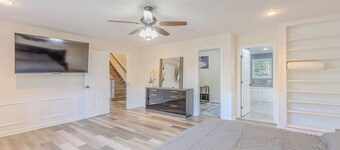 Breathtaking modern home in the heart of Jackson with Electric car charger!