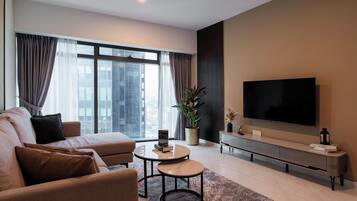1-Bedroom Suite | Living area