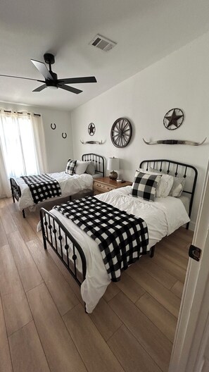 4 bedrooms, iron/ironing board, travel crib, free WiFi