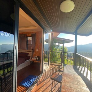 Standard Room, Mountain View | Balcony - Raisuayang (Mae Rim)