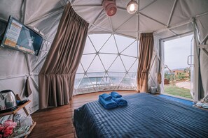 Standard Tent, Mountain View | Desk, free WiFi, bed sheets - Raisuayang (Mae Rim)