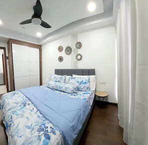 2 chambres, fer et planche Ă repasser, Wi-Fi, draps fournis