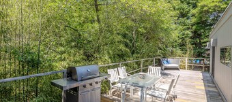 4Bd 2Ba w/ AC & Heated Pool Fire Island Pines Oasis
