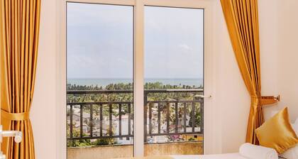 3-bedroom apartment in welcoming Galle with fitness room, AC