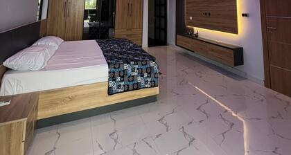 Villa moderne, luxueuse et sécurisée