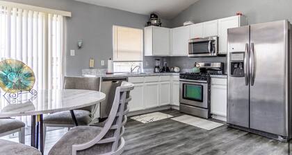 Charming 3-bedroom house in lovely Arlington with AC