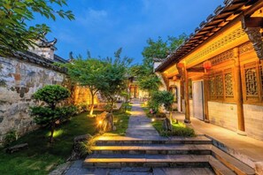 Exterior - Xidi Lodge · Habitat Anhe Mountain Villa (Xidi Ancient Village) (Yi County)