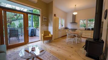 56-tums smart-tv med digitalkanaler