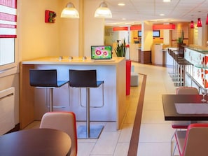 Lobby - Ibis Jouy en Josas Velizy (Jouy-en-Josas)