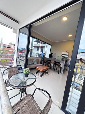 Family Apartment, Multiple Beds, Non Smoking