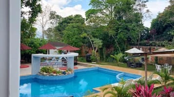 Alberca al aire libre