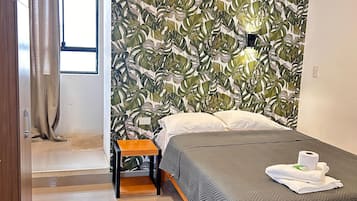經典客房, 1 張加大雙人床, 城市景 | 書桌、手提電腦工作空間、免費 Wi-Fi