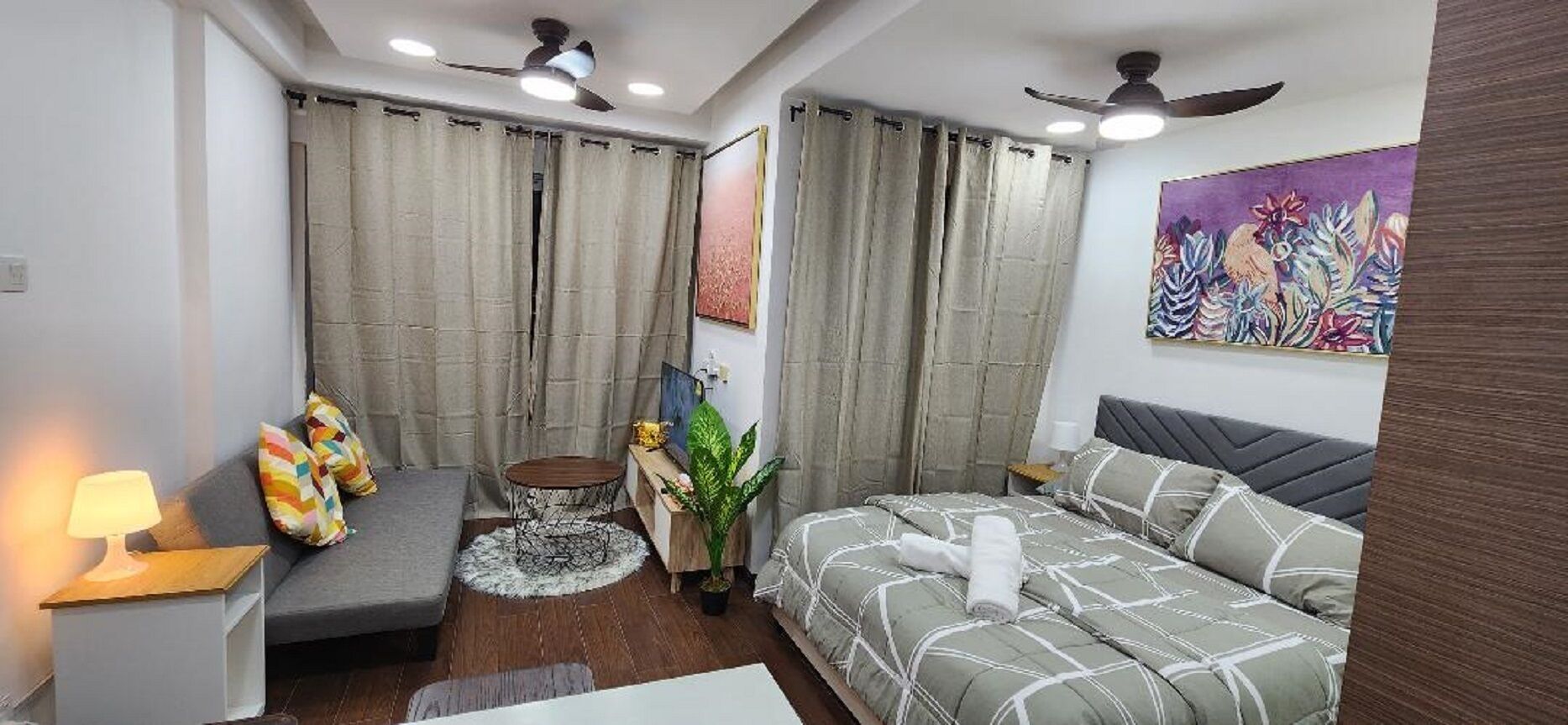 Iron/ironing board, WiFi, bed sheets