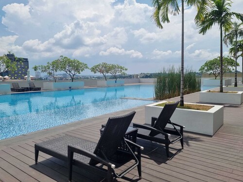 Cozy Studio Unit | HarbourBay Residences | 1 Min From Ferry Terminal | Wi-Fi