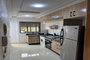 Oven, stovetop