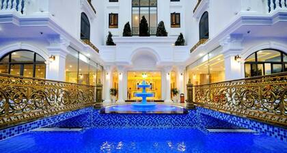 Crown Nguyen Hoang Hotel