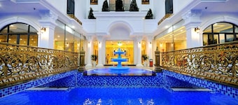 Crown Nguyen Hoang Hotel