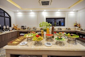 Petit déjeuner buffet compris tous les jours