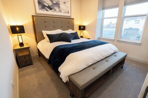 2 bedrooms, desk, iron/ironing board, travel cot